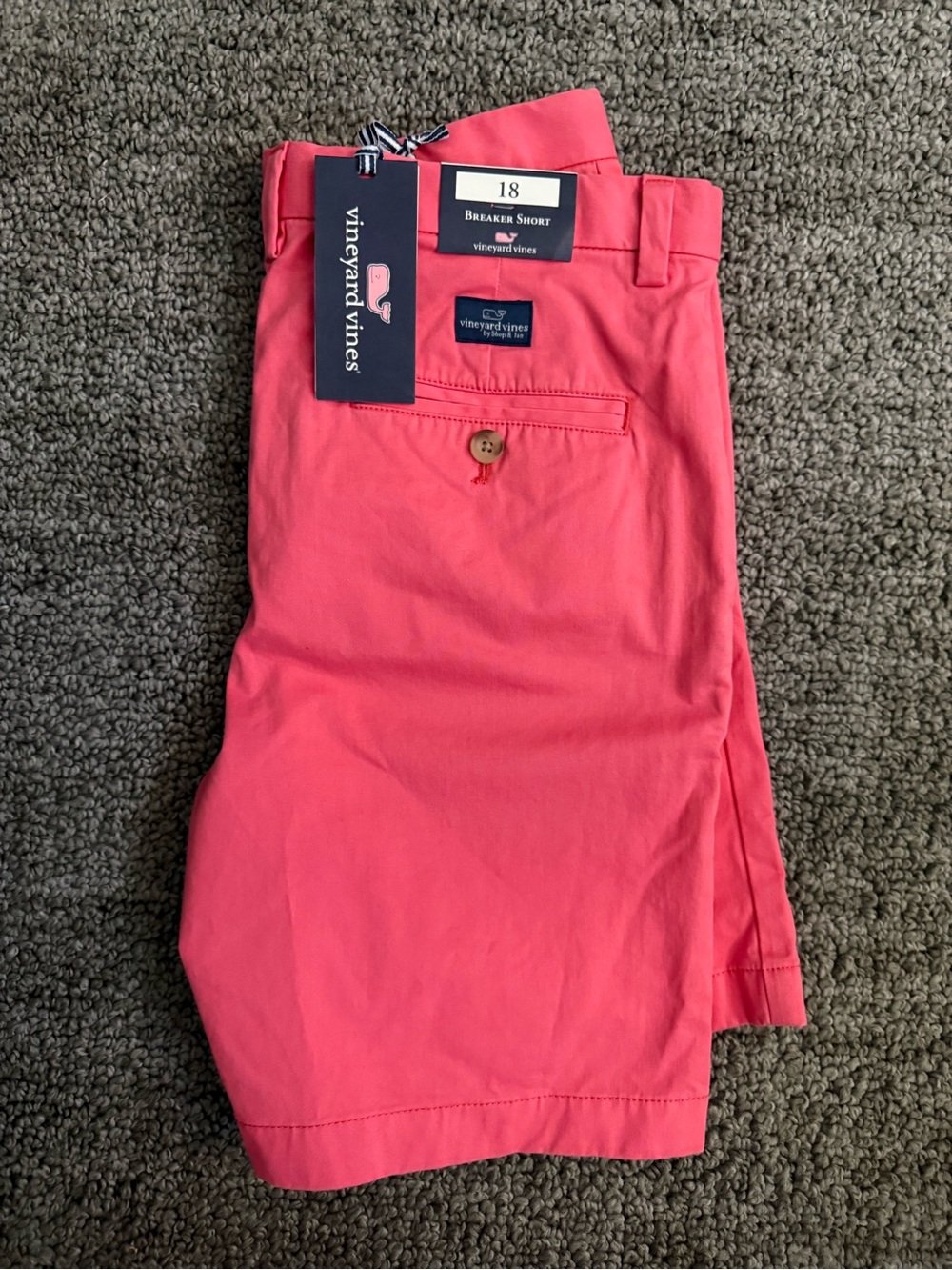 Vineyard Vines Coral Breaker Short